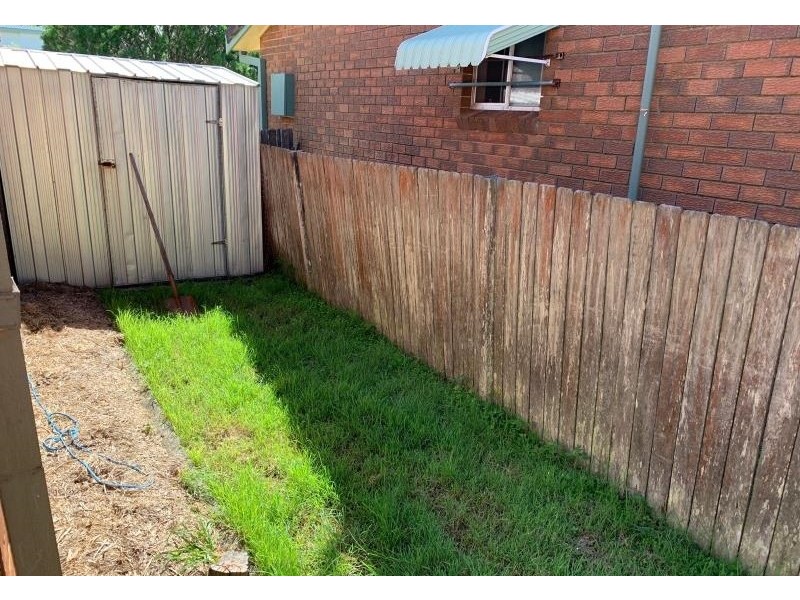 1/12 Cook Street, Yamba NSW 2464