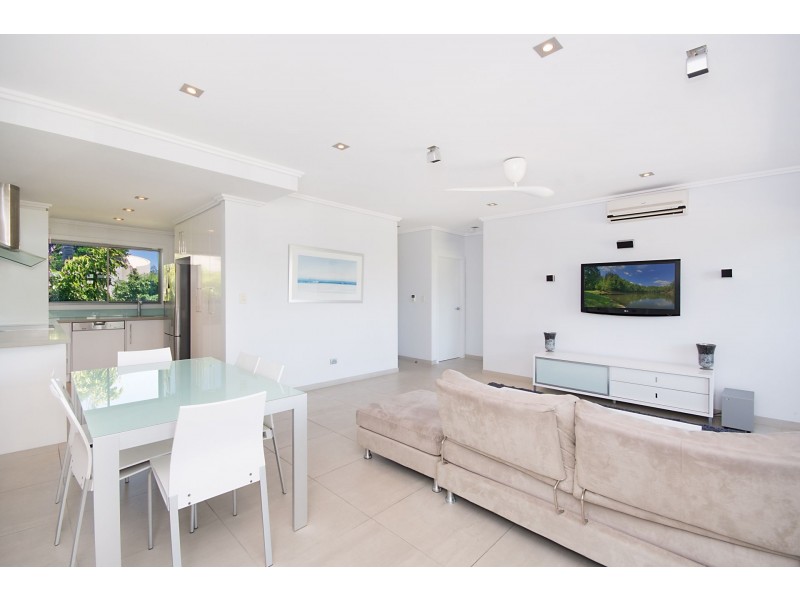 3/6 Clarence Street, Yamba NSW 2464