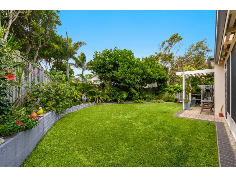 12 Oceania Court, Yamba NSW 2464