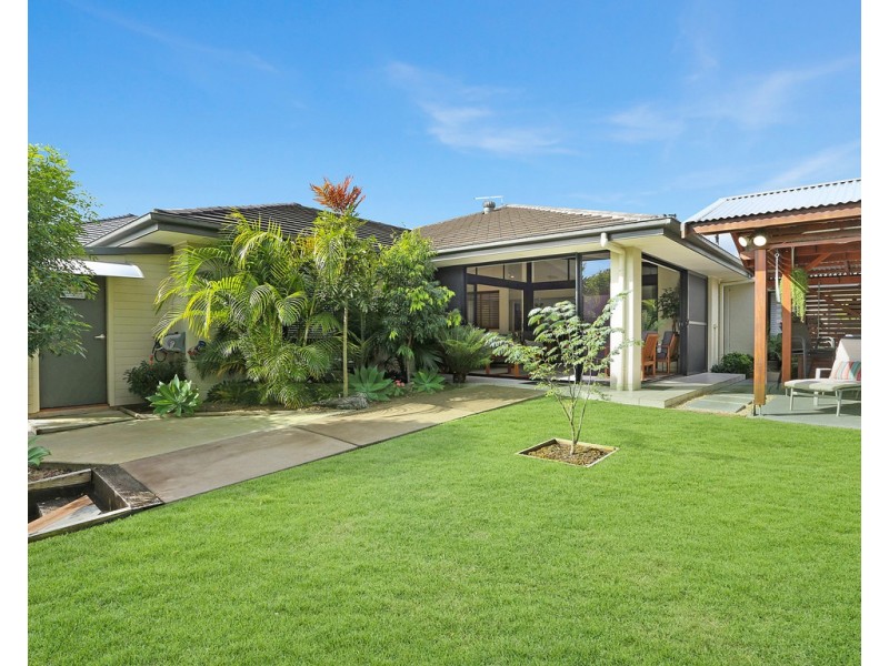 49 William Avenue, Yamba NSW 2464