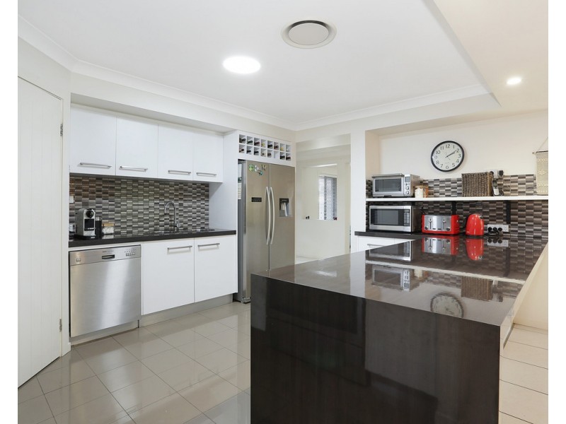 49 William Avenue, Yamba NSW 2464