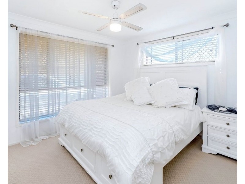 2/3 Melia Place, Yamba NSW 2464