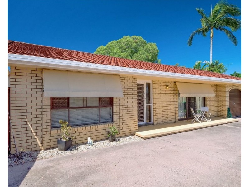 2/3 Melia Place, Yamba NSW 2464