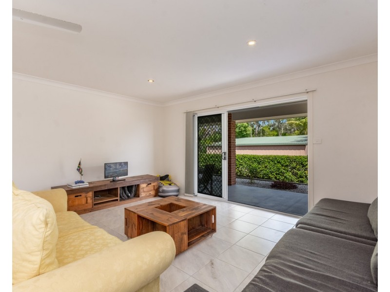 6A Tom Thumb Place, Yamba NSW 2464