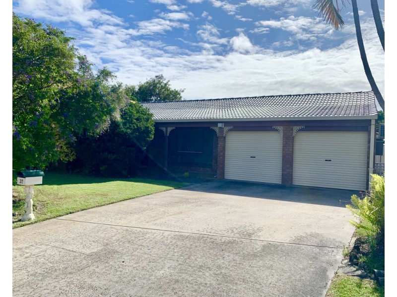 37 Melaleuca Drive, Yamba NSW 2464