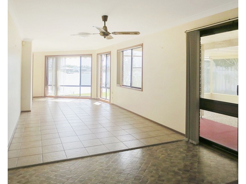 37 Melaleuca Drive, Yamba NSW 2464