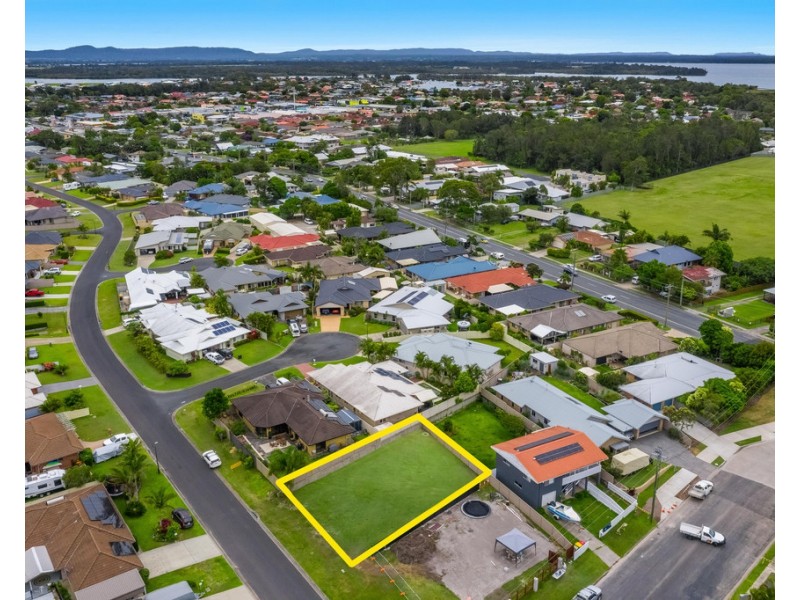 4 Harold Tory Drive, Yamba NSW 2464