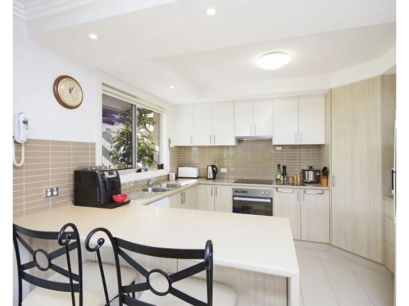 2/1 Flinders Place, Yamba NSW 2464