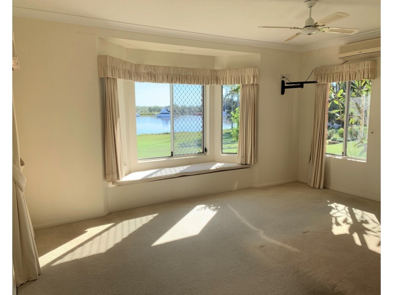 22 Palm Terrace, Yamba NSW 2464