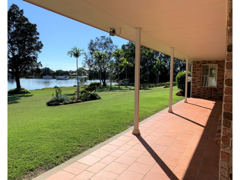 22 Palm Terrace, Yamba NSW 2464