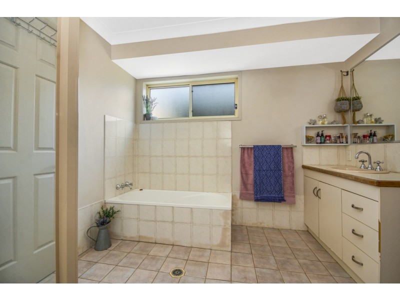 5 Plover Close, Yamba NSW 2464