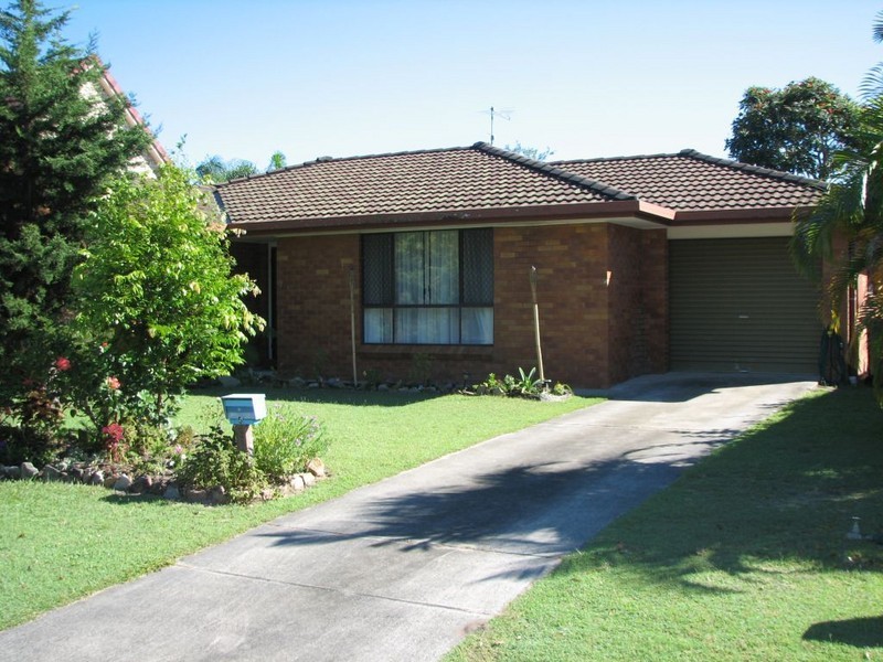 5 Gumnut Road, Yamba NSW 2464