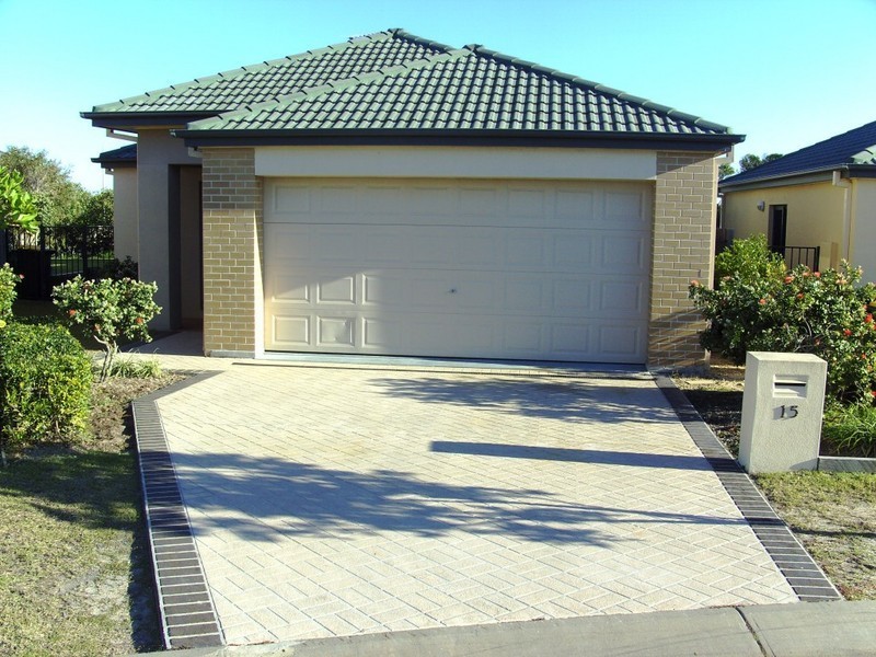 15 Oceania Court, Yamba NSW 2464