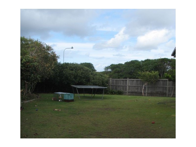 15 Oceania Court, Yamba NSW 2464