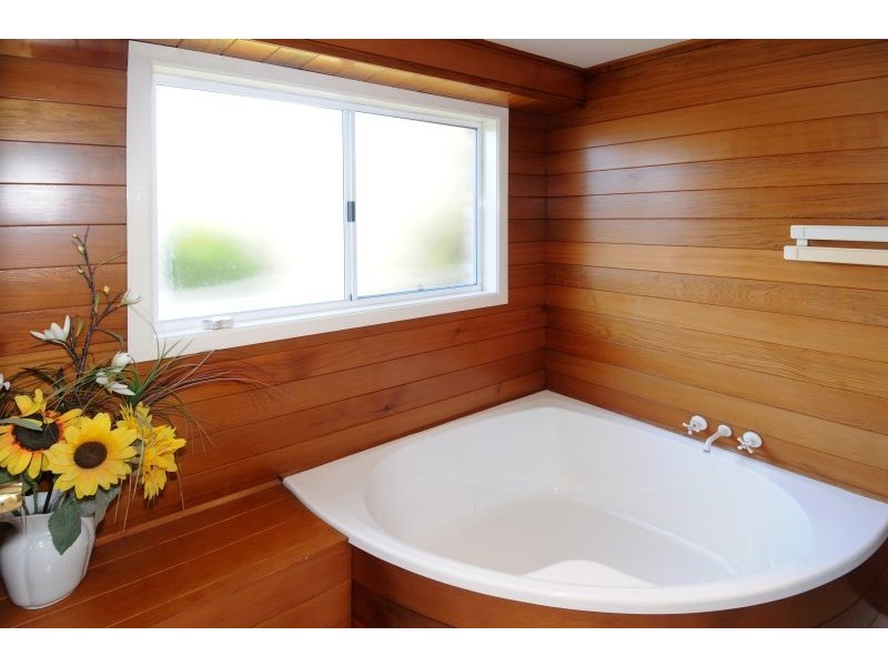 19 Mariners Way, Yamba NSW 2464
