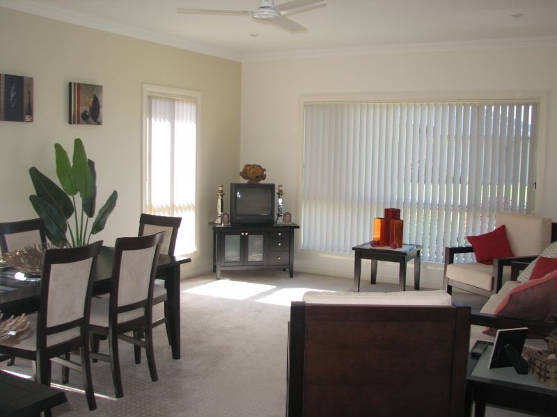 39 William Avenue, Yamba NSW 2464