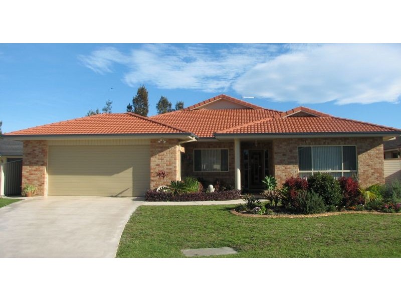 39 William Avenue, Yamba NSW 2464