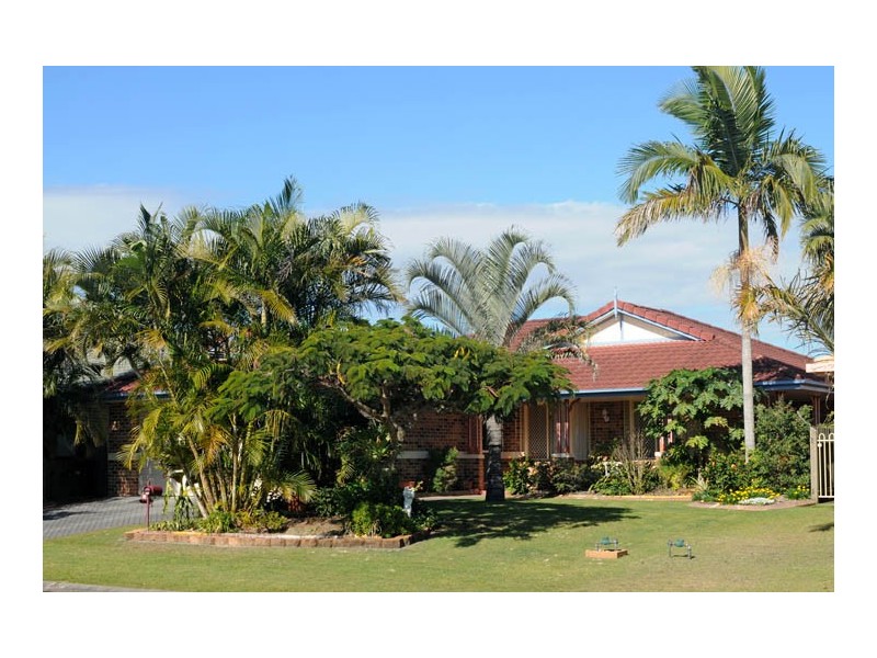 10 Gumnut Road, Yamba NSW 2464