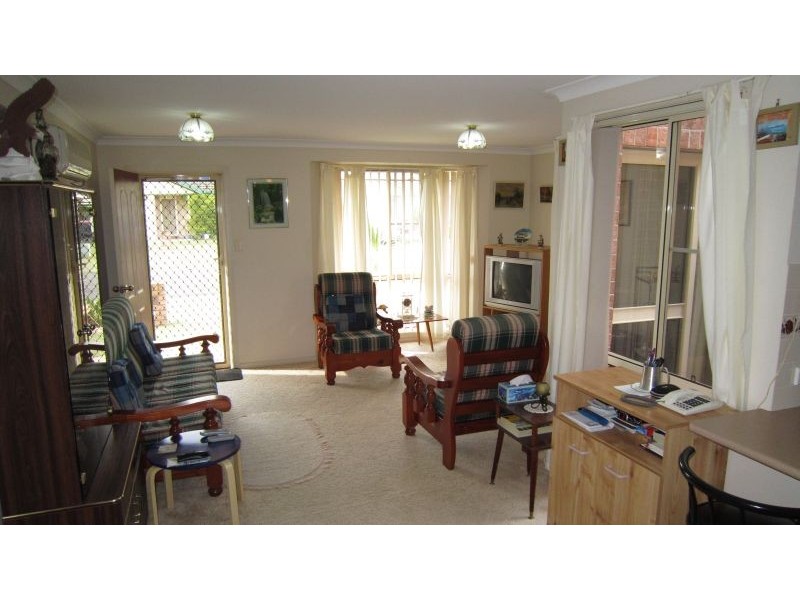 8 Lady Nelson Place, Yamba NSW 2464