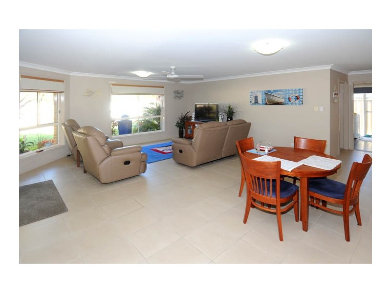 31 William Avenue, Yamba NSW 2464