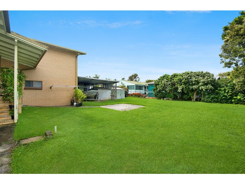 2 Gordon Street, Palmers Island NSW 2463