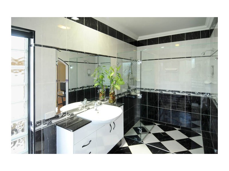 29 Bayview Drive, Yamba NSW 2464