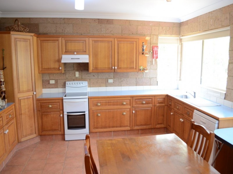 148 Lakes Boulevard, Wooloweyah NSW 2464