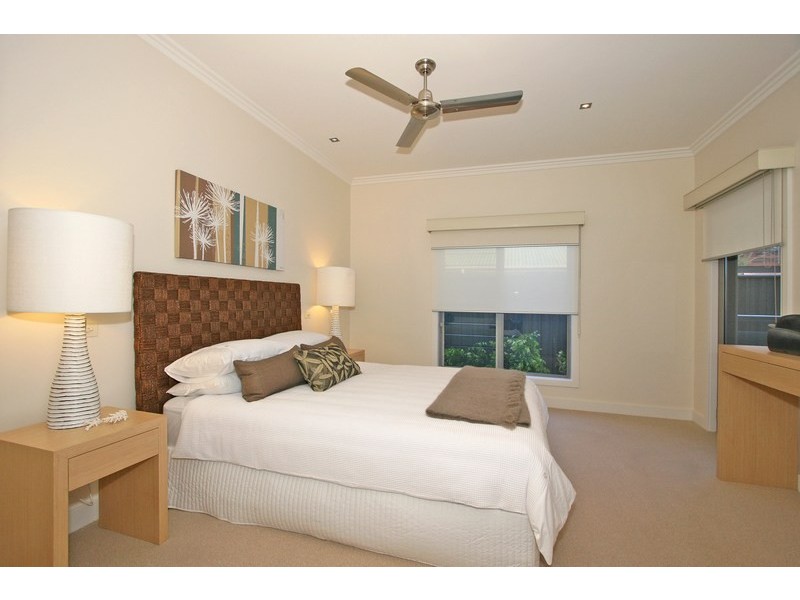 4/8 Bent Street, Yamba NSW 2464