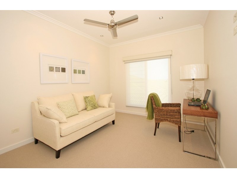 4/8 Bent Street, Yamba NSW 2464