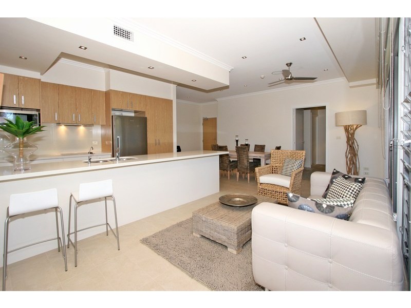 3/8 Bent Street, Yamba NSW 2464