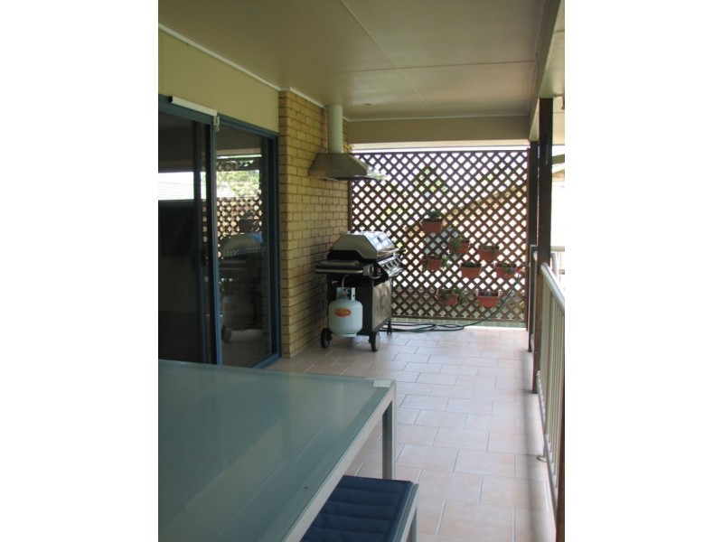 16 Endeavour Street, Yamba NSW 2464