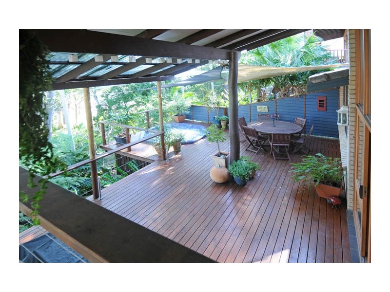 143 Lakes Boulevard, Wooloweyah NSW 2464