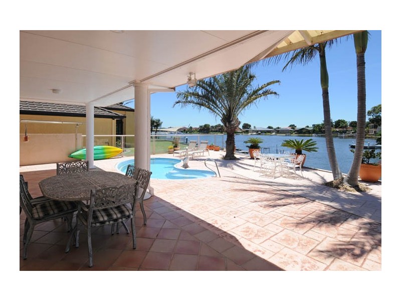 52 The Mainbrace, Yamba NSW 2464