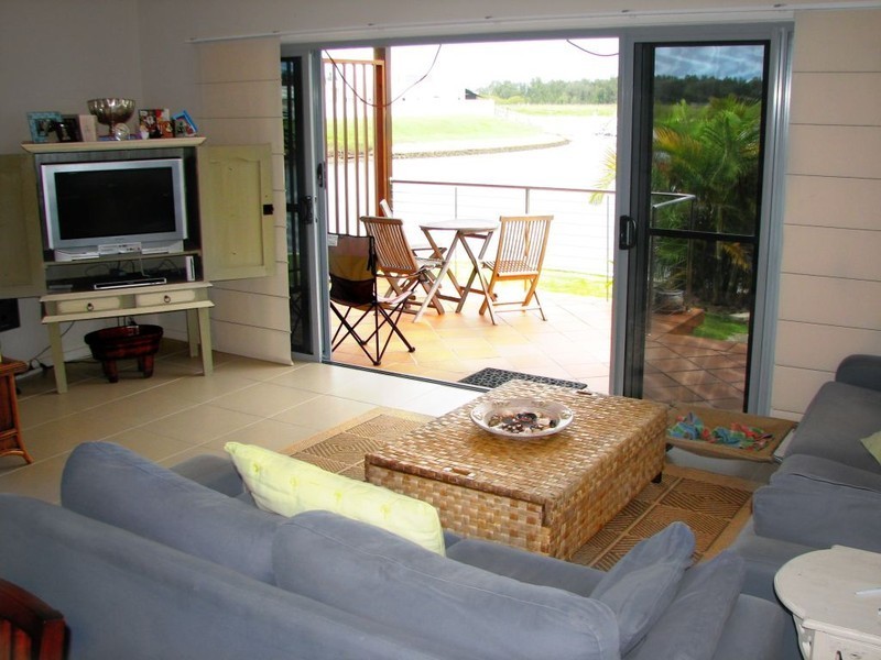 27A Barellan Avenue, Yamba NSW 2464