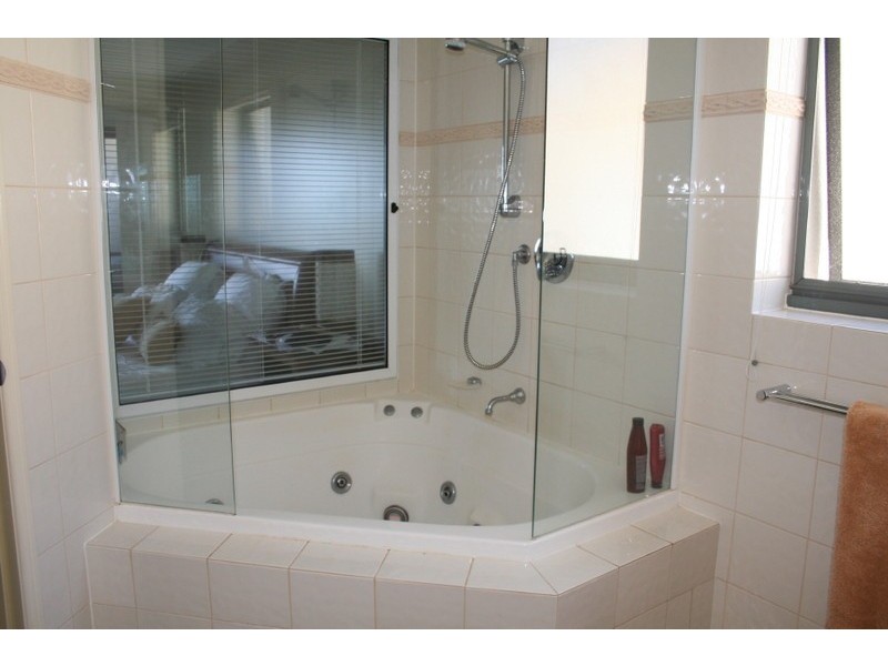 8/20-21  Pacific Parade, Yamba NSW 2464