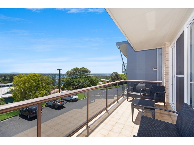 3/8 Clarence Street, Yamba NSW 2464