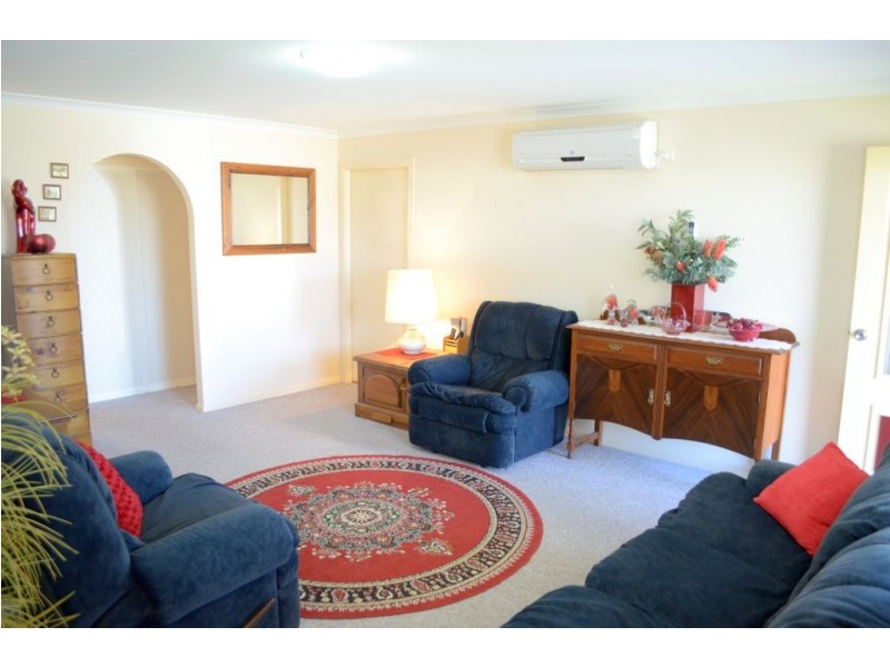 8 Parkview Crescent, Yamba NSW 2464