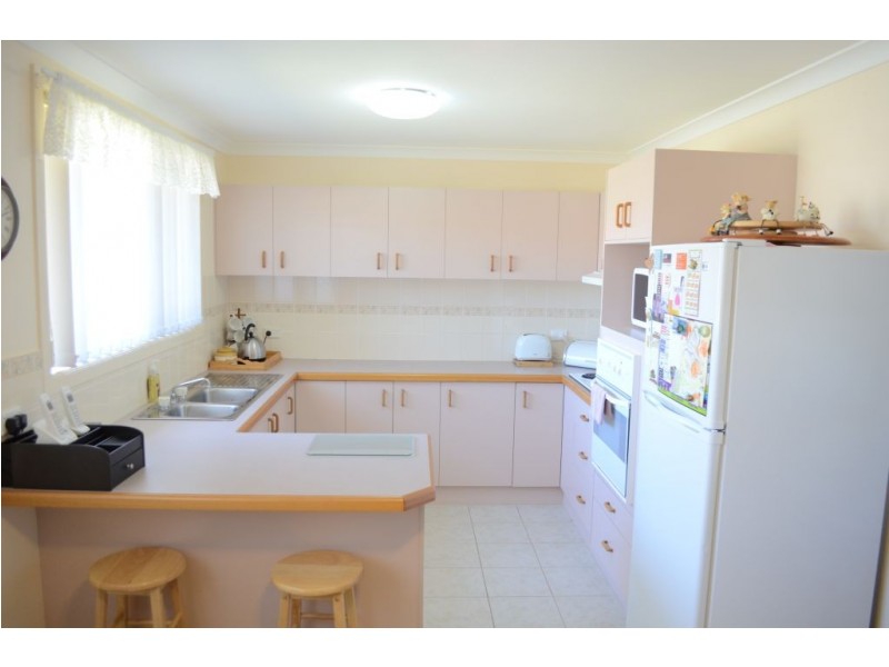 8 Parkview Crescent, Yamba NSW 2464