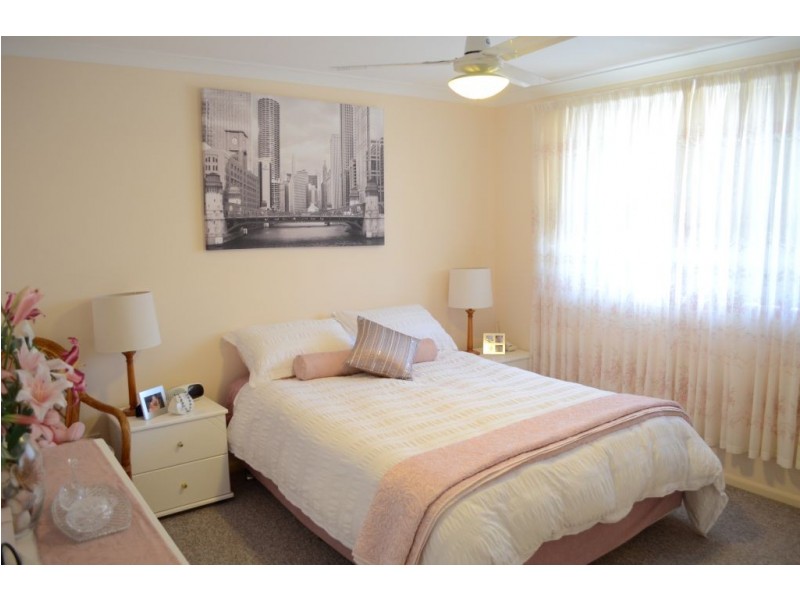 8 Parkview Crescent, Yamba NSW 2464