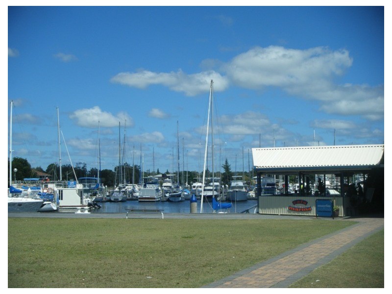 3 Yamba Road, Yamba NSW 2464