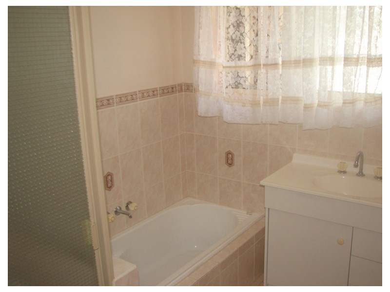 2/2a Kookaburra Court, Yamba NSW 2464