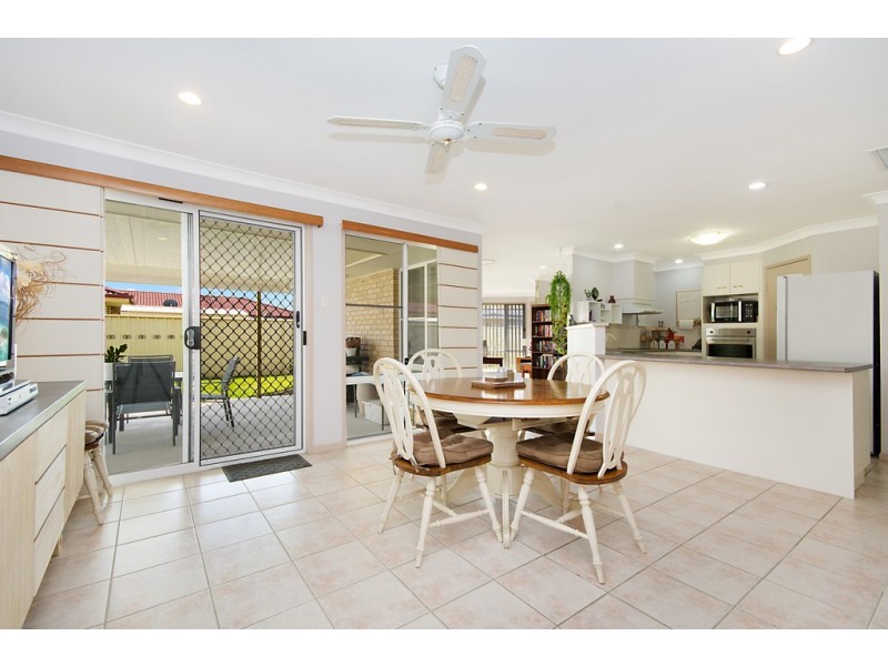 4 Buccaneers Court, Yamba NSW 2464