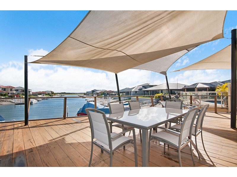 51 Witonga Drive, Yamba NSW 2464