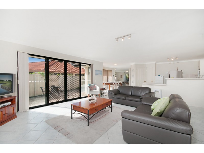 51 Witonga Drive, Yamba NSW 2464