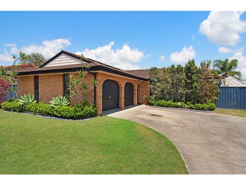 3 Binnacle Court, Yamba NSW 2464