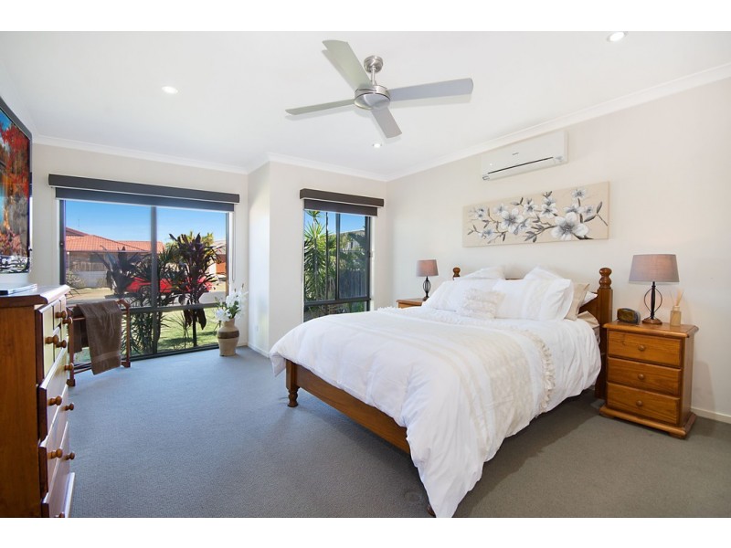 5 William Avenue, Yamba NSW 2464