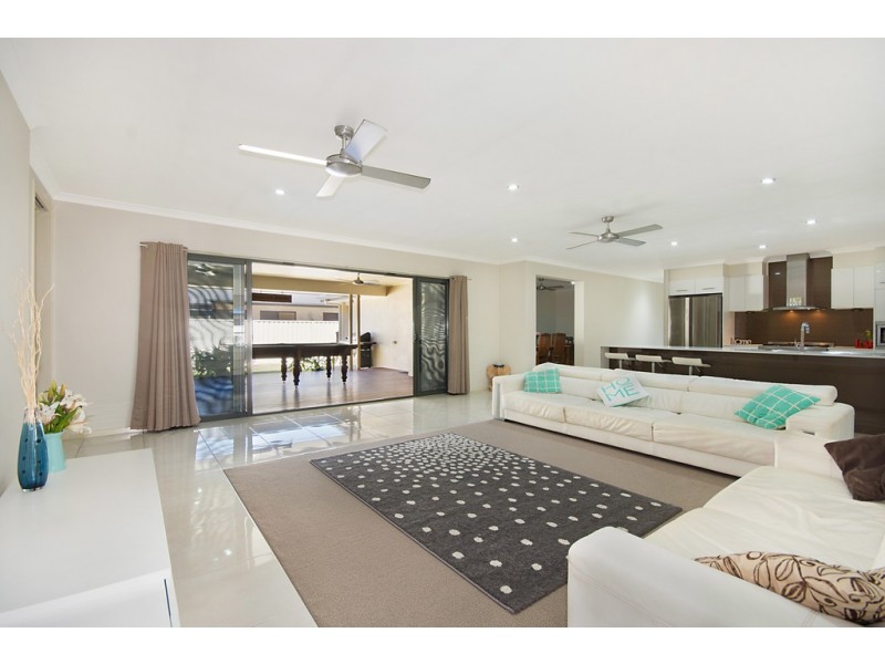 5 William Avenue, Yamba NSW 2464