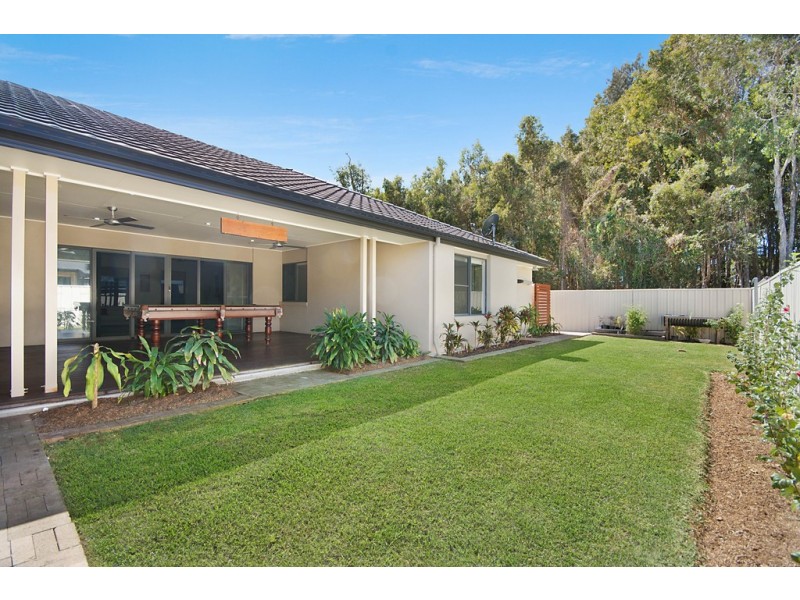 5 William Avenue, Yamba NSW 2464