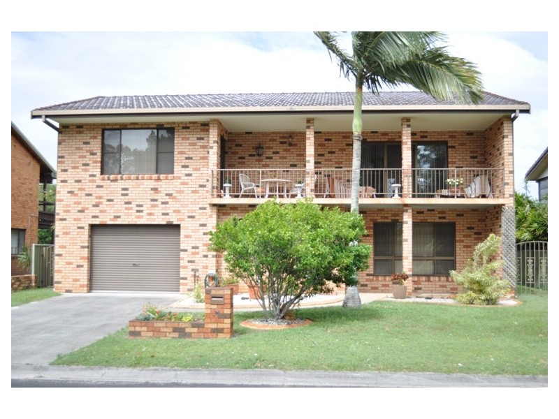 94 Melaleuca Drive, Yamba NSW 2464