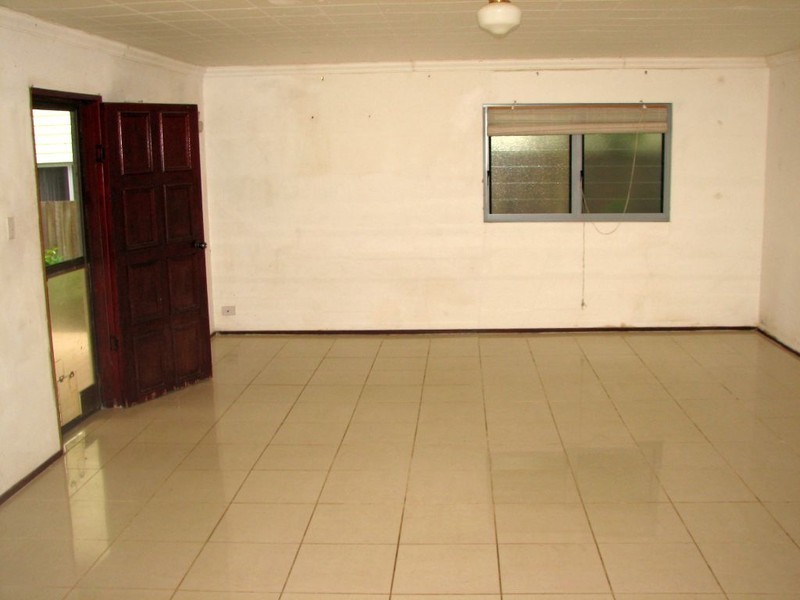 183 Lakes Boulevarde, Wooloweyah NSW 2464